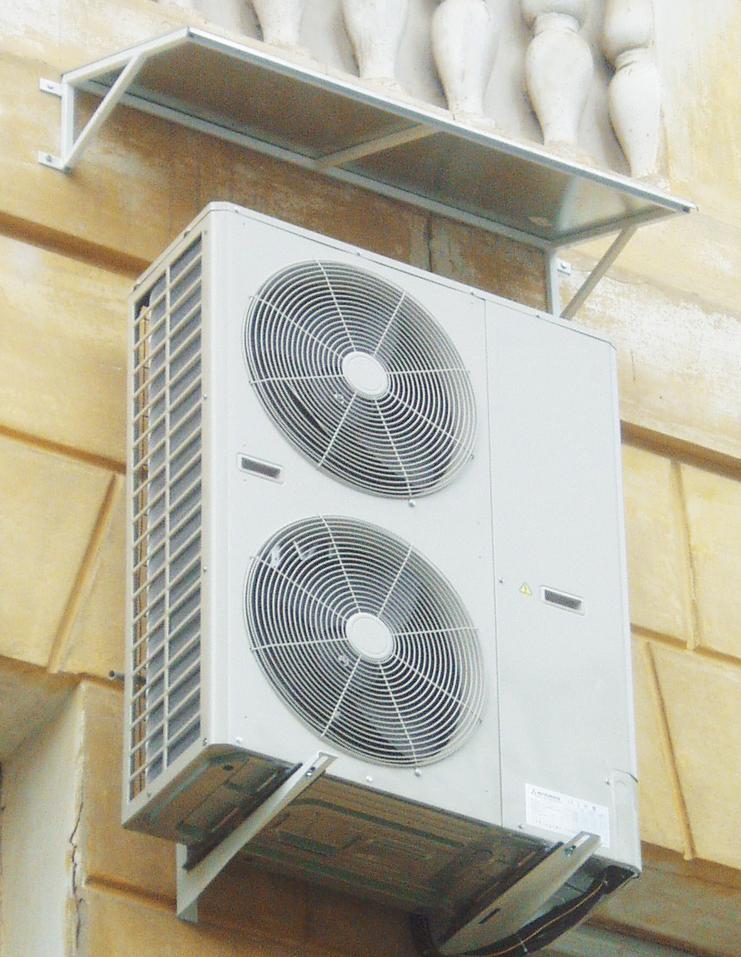 Auvent renforcé pour climatiseur extérieur (protection contre la neige et la glace)