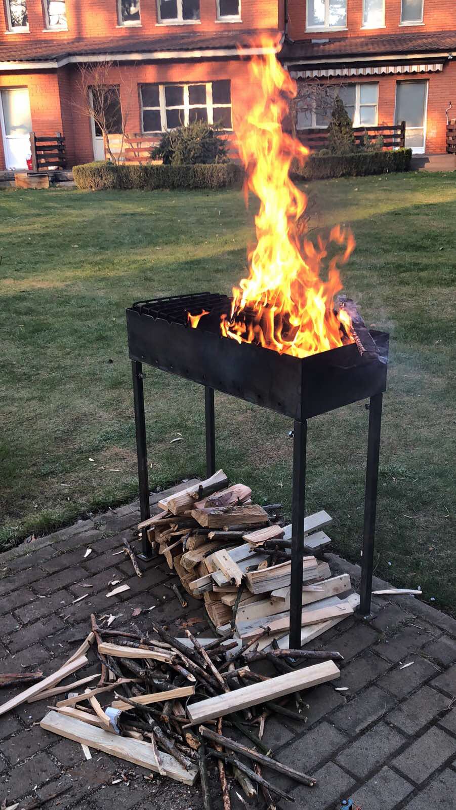 Barbecue à brochettes – 6 brochettes, acier 5 mm